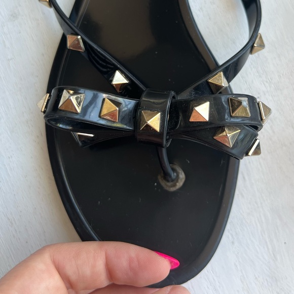 Valentino Garvani Rockstud jelly sandals - Picture 6 of 8